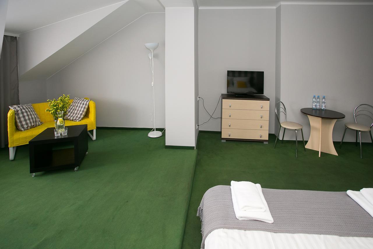 Labirynt Hotell Łomża Eksteriør bilde